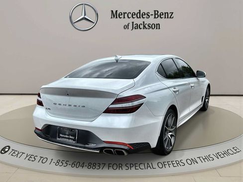 Used 2023 Genesis G70 2.0T RWD image 8