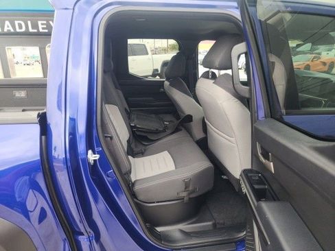 Used 2025 Toyota Tacoma TRD Off-Road image 62
