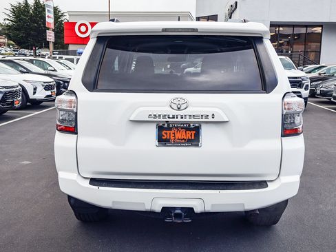 Used 2024 Toyota 4Runner SR5 image 20