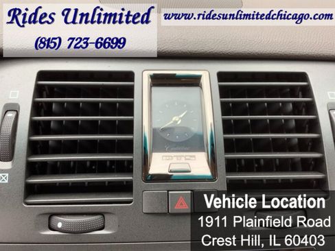 Used 2007 Cadillac DTS Luxury I w/ Trunk Convenience Package FWD image 19