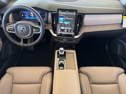 New 2026 Volvo XC90 T8 Ultra w/ Protection Package Premier image 12