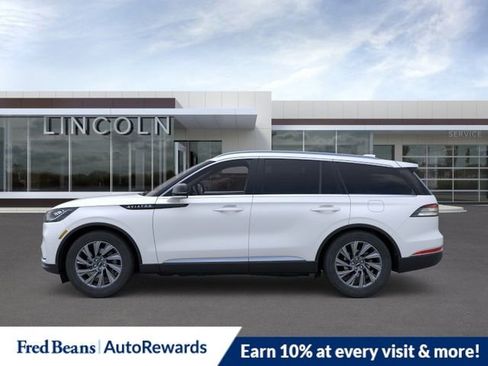 New 2026 Lincoln Aviator AWD image 3