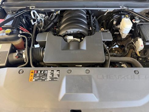 Used 2019 Chevrolet Tahoe LT RWD image 14