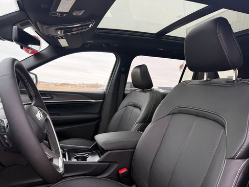 New 2026 Jeep Grand Cherokee L Limited AWD/4WD image 29