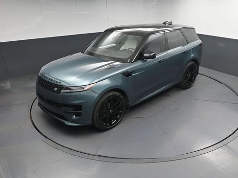 Used 2024 Land Rover Range Rover Sport Dynamic SE AWD/4WD image 31