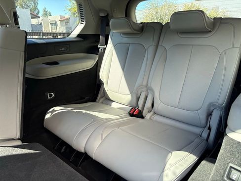 Used 2021 Jeep Grand Cherokee L Overland w/ Trailer Tow Group (B) image 14