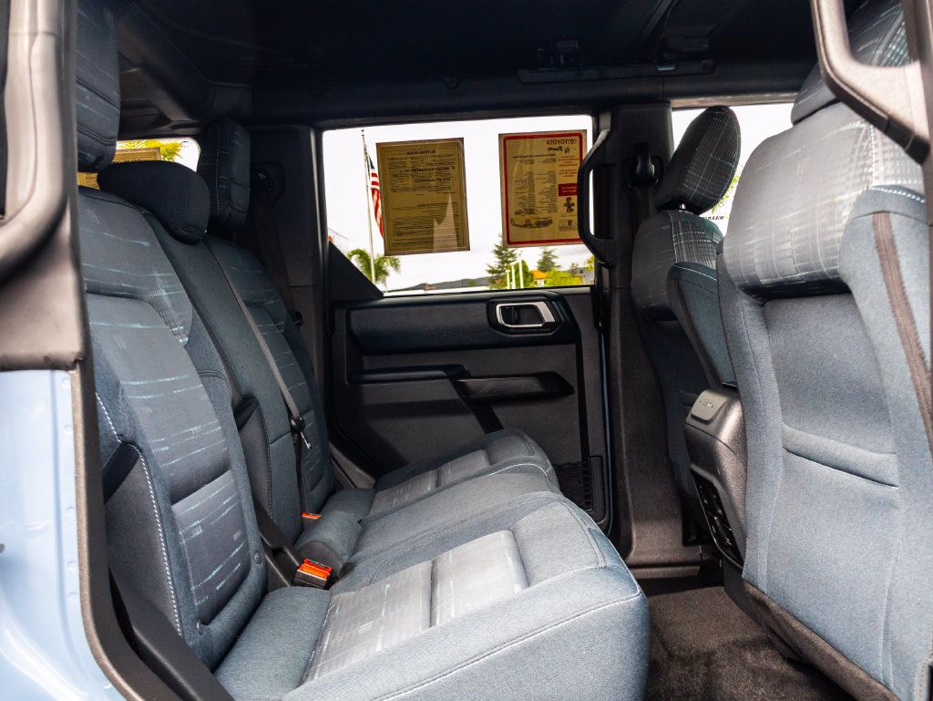 Used 2023 Ford Bronco Heritage Edition AWD/4WD image 30