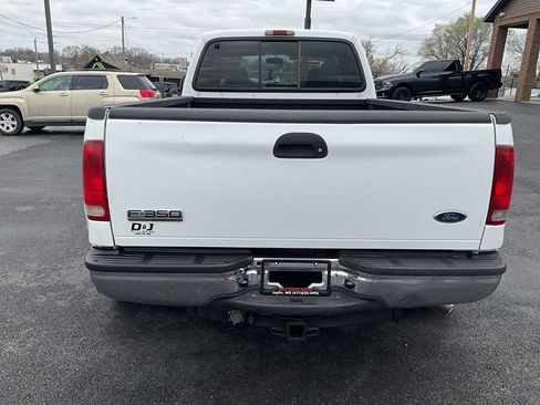 Used 2005 Ford F350 Lariat image 4
