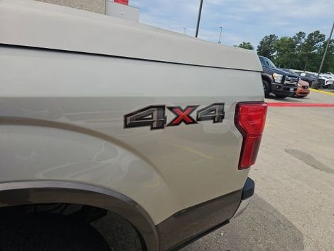 Used 2018 Ford F150 Lariat w/ Equipment Group 502A Luxury image 4