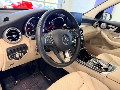 Used 2017 Mercedes-Benz GLC 300 image 18