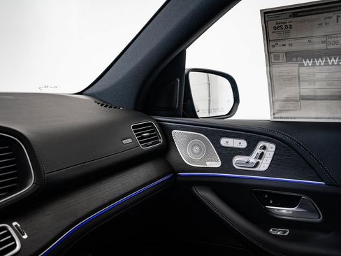 New 2026 Mercedes-Benz GLS 450 4MATIC image 35