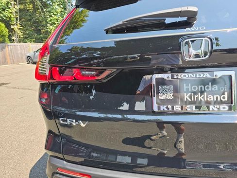 Used 2024 Honda CR-V EX-L image 16