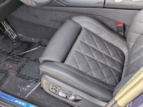 New 2026 BMW X6 M60i w/ Executive Package image 4