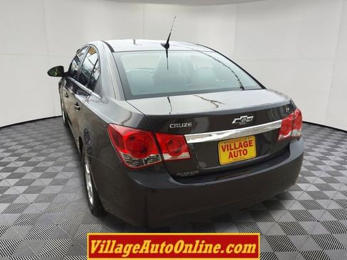 Used 2014 Chevrolet Cruze LT image 10