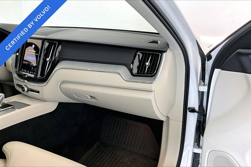 Used 2024 Volvo XC60 B5 Ultimate w/ Protection Package Premier AWD/4WD image 19