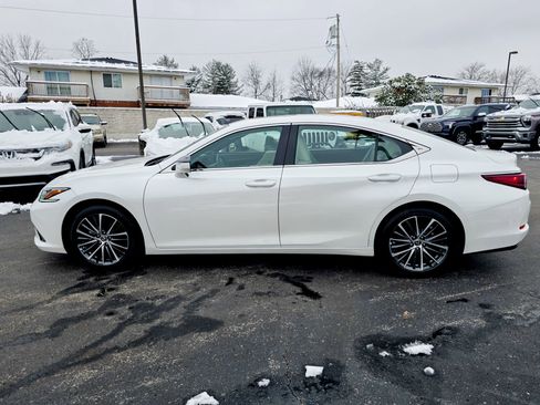 Used 2023 Lexus ES 350 w/ Premium Package image 23