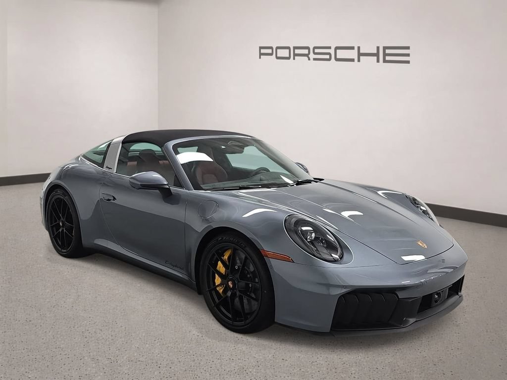 Certified 2026 Porsche 911 Targa 4 GTS AWD/4WD image 8