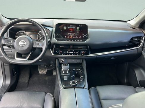 Used 2023 Nissan Rogue SL w/ SL Premium Package image 16