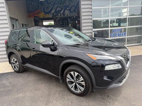 Used 2023 Nissan Rogue SV AWD/4WD image 4