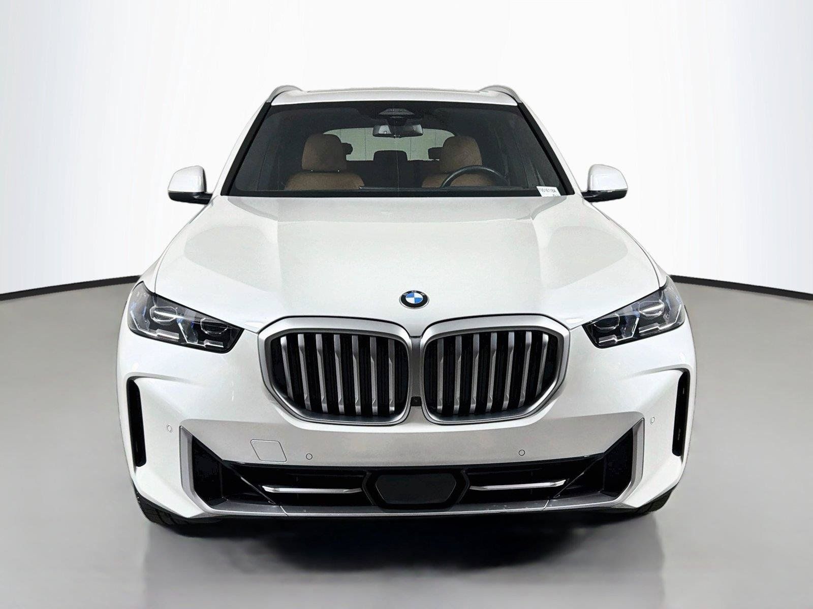 Used 2025 BMW X5 sDrive40i w/ Climate Comfort Package RWD image 2