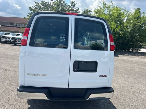 Used 2025 GMC Savana 2500 w/ Driver Convenience Package RWD image 6