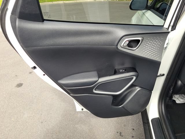 Used 2021 Kia Soul LX FWD image 14