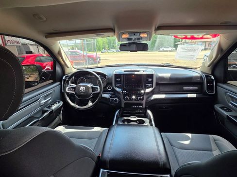Used 2019 RAM 1500 Big Horn AWD/4WD image 18