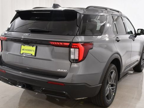 New 2026 Ford Explorer ST-Line w/ ST-Line Street Pack AWD/4WD image 12