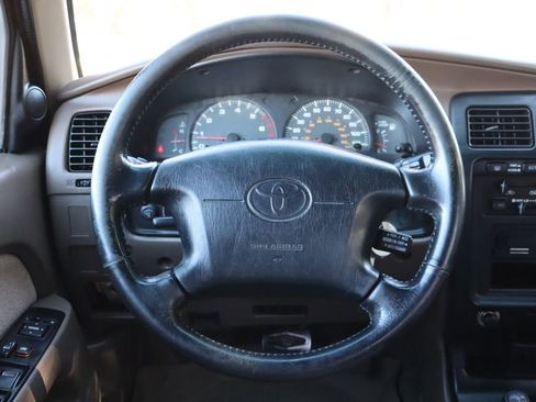 Used 2000 Toyota 4Runner SR5 w/ Upgrade Value Pkg 4 image 18