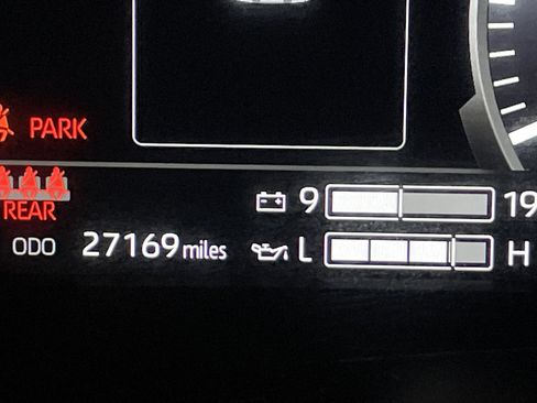 Used 2024 Toyota Tundra Limited image 22