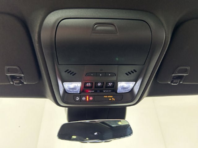 Used 2024 Cadillac XT4 Sport AWD/4WD image 23