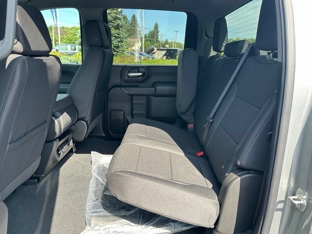 New 2026 Chevrolet Silverado 2500 Custom w/ Custom Value Package AWD/4WD image 23