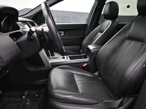 Used 2019 Land Rover Discovery Sport HSE AWD/4WD image 10