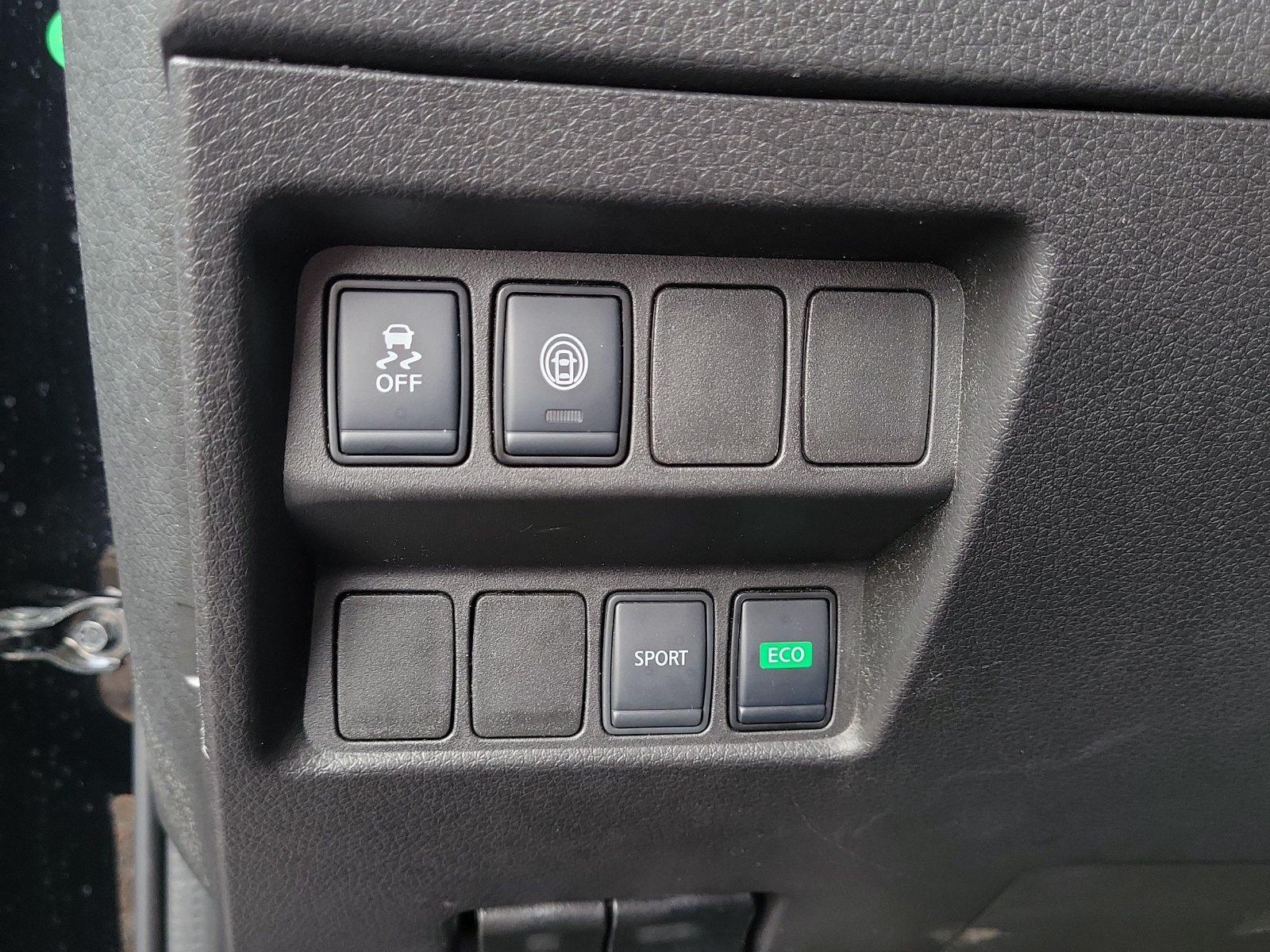 Used 2021 Nissan Rogue Sport S FWD image 9