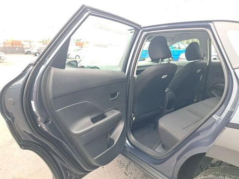 New 2026 Hyundai Kona SE image 12