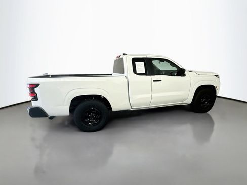 Used 2022 Nissan Frontier S RWD image 8