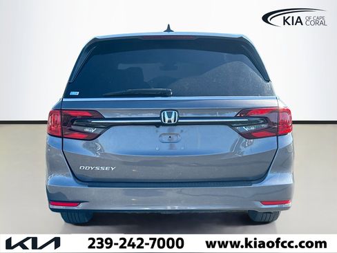 Used 2023 Honda Odyssey EX-L image 4