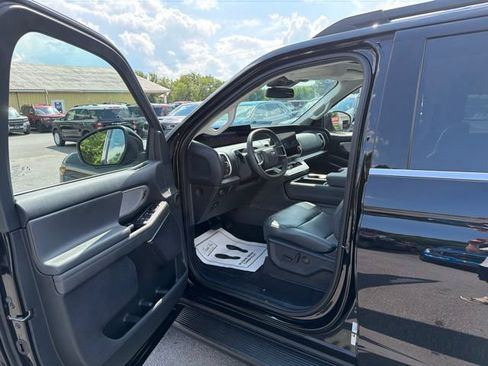 Used 2026 Ford Expedition Max Active AWD/4WD image 14