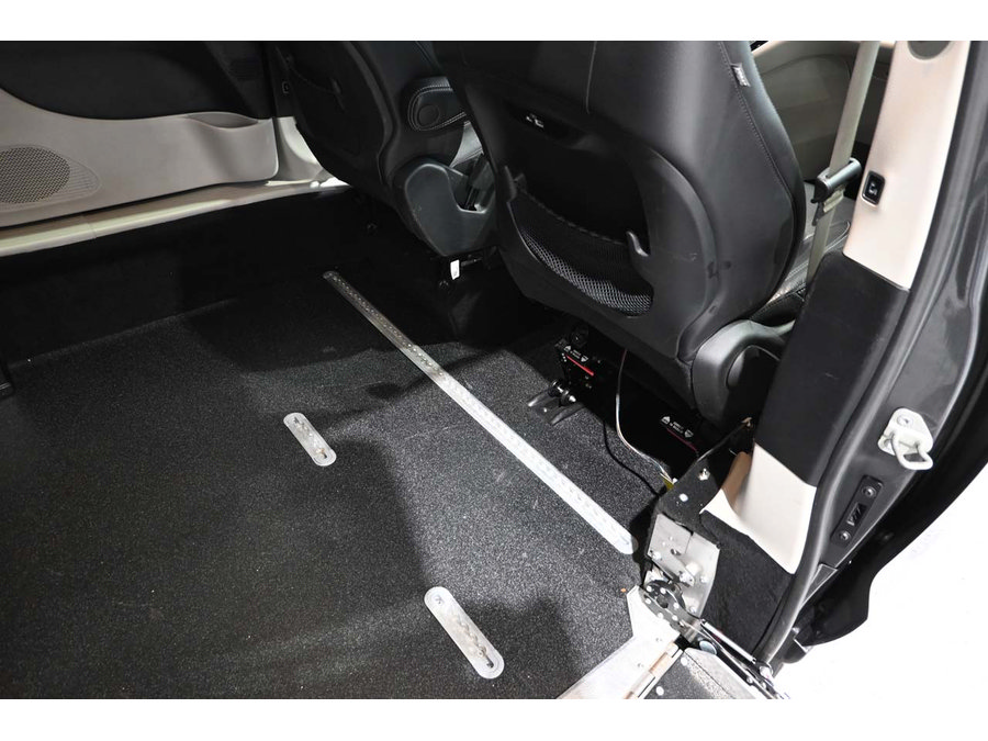 Used 2022 Chrysler Pacifica Touring-L FWD image 19