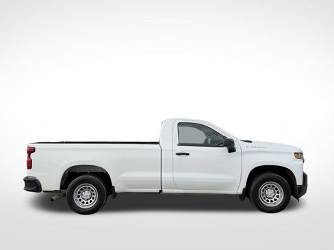 Used 2019 Chevrolet Silverado 1500 W/T w/ Trailering Package image 4