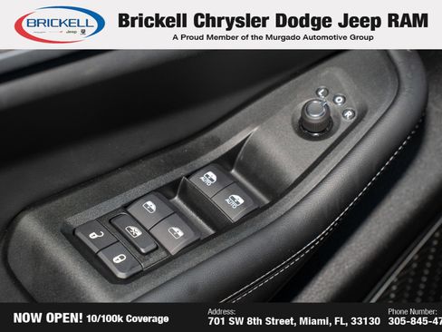 Used 2025 Jeep Grand Cherokee Limited image 24