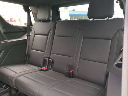 Used 2025 Chevrolet Tahoe LT AWD/4WD image 16