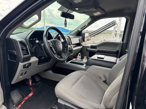 Used 2018 Ford F150 XLT w/ Equipment Group 302A Luxury AWD/4WD image 8