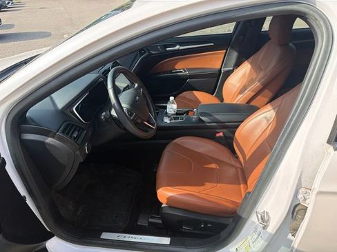 Used 2019 Ford Fusion Titanium FWD image 14