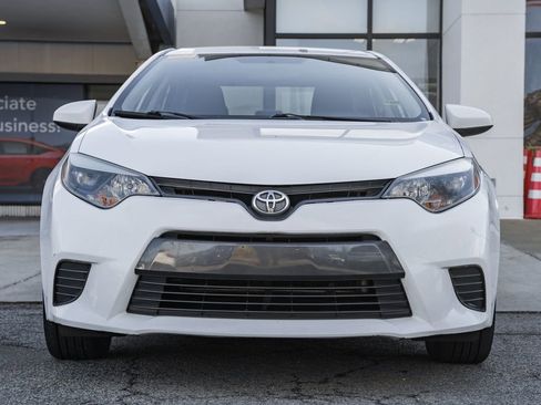 Used 2015 Toyota Corolla LE image 2