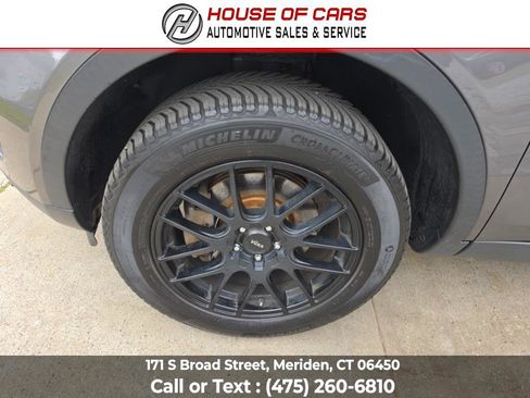 Used 2018 Land Rover Discovery Sport HSE AWD/4WD image 19