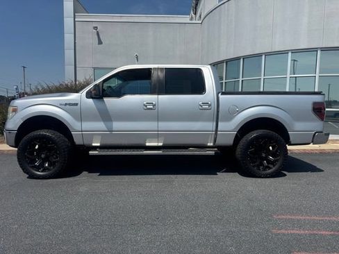 Used 2010 Ford F150 XLT RWD image 11