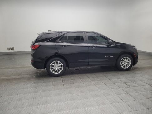 Used 2024 Chevrolet Equinox LS w/ Driver Confidence II Package FWD image 11