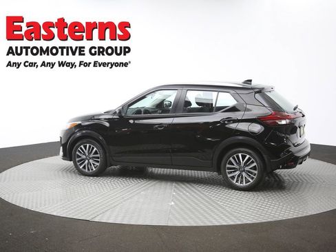 Used 2023 Nissan Kicks SV FWD image 60