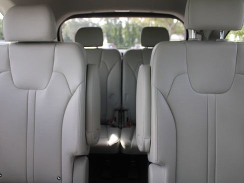 Used 2024 Kia Sorento SX FWD image 65